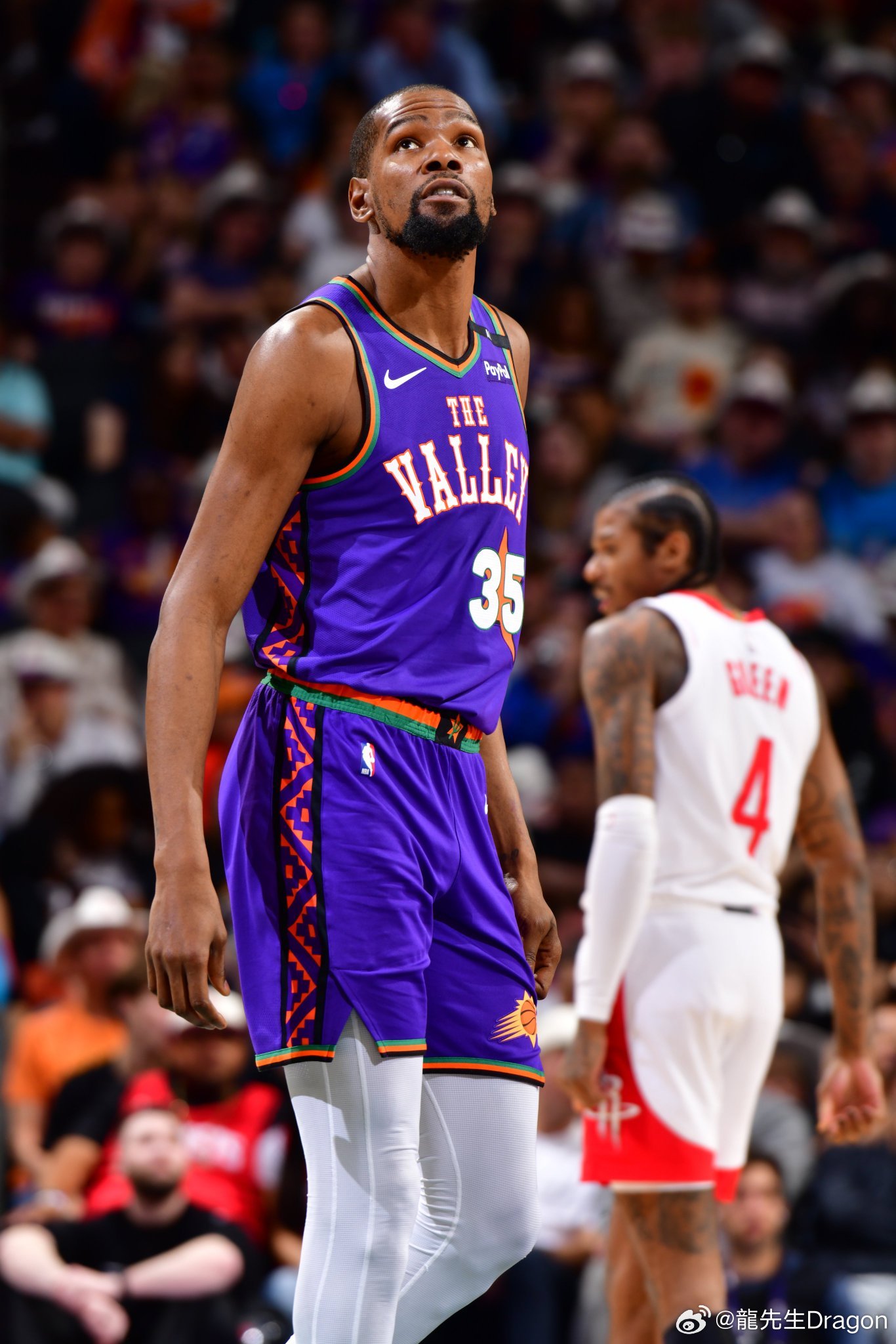 格继续在更 格继续在更