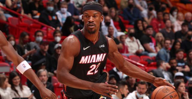 运动员们对 运动员们对